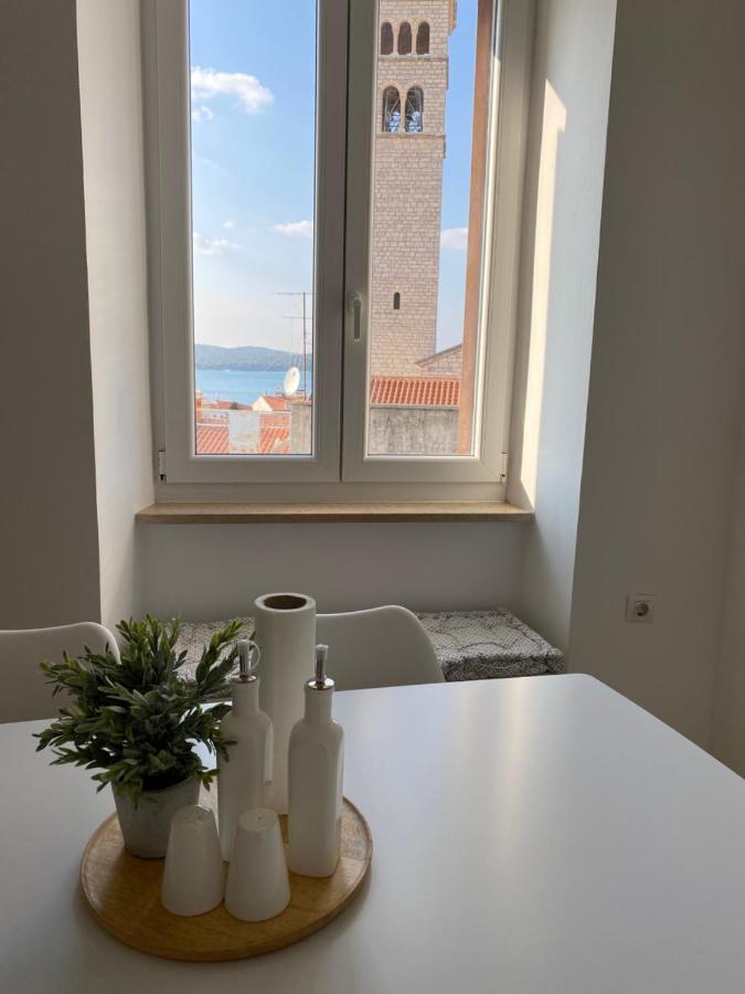 Sea View Flat In Central Pula Bagian luar foto